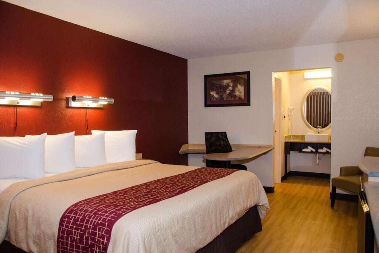 Red Roof Inn Williamsburg Extérieur photo