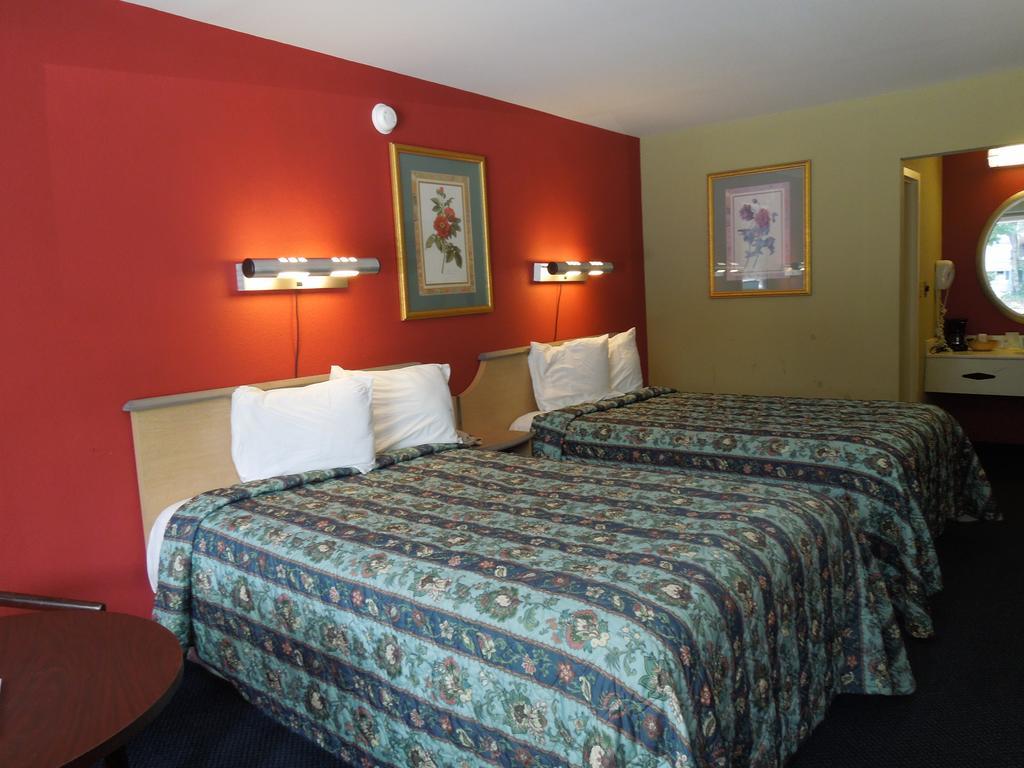 Red Roof Inn Williamsburg Chambre photo