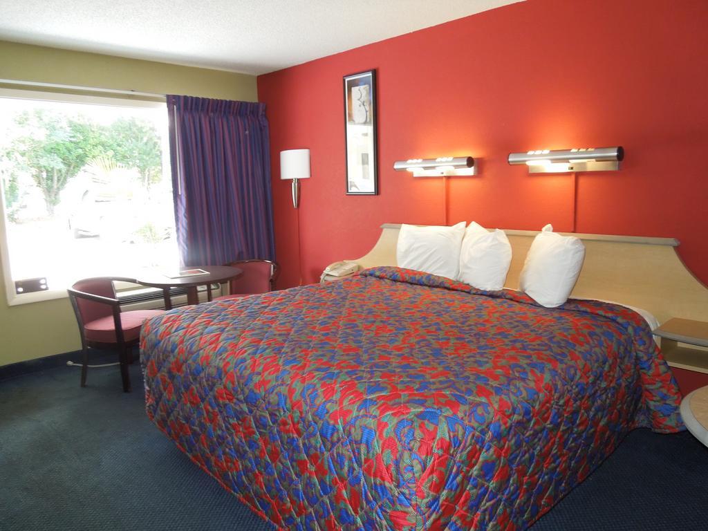 Red Roof Inn Williamsburg Chambre photo